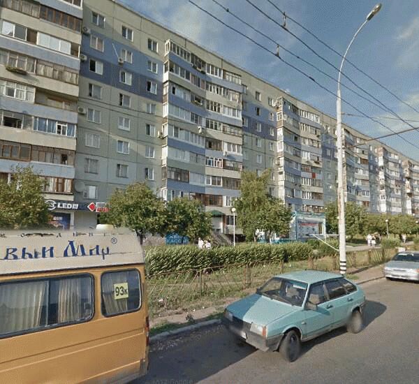 Банкомат Автовазбанка по адресу ул. Дзержинского, д. 38, лит. А, ТЦ «Омега»